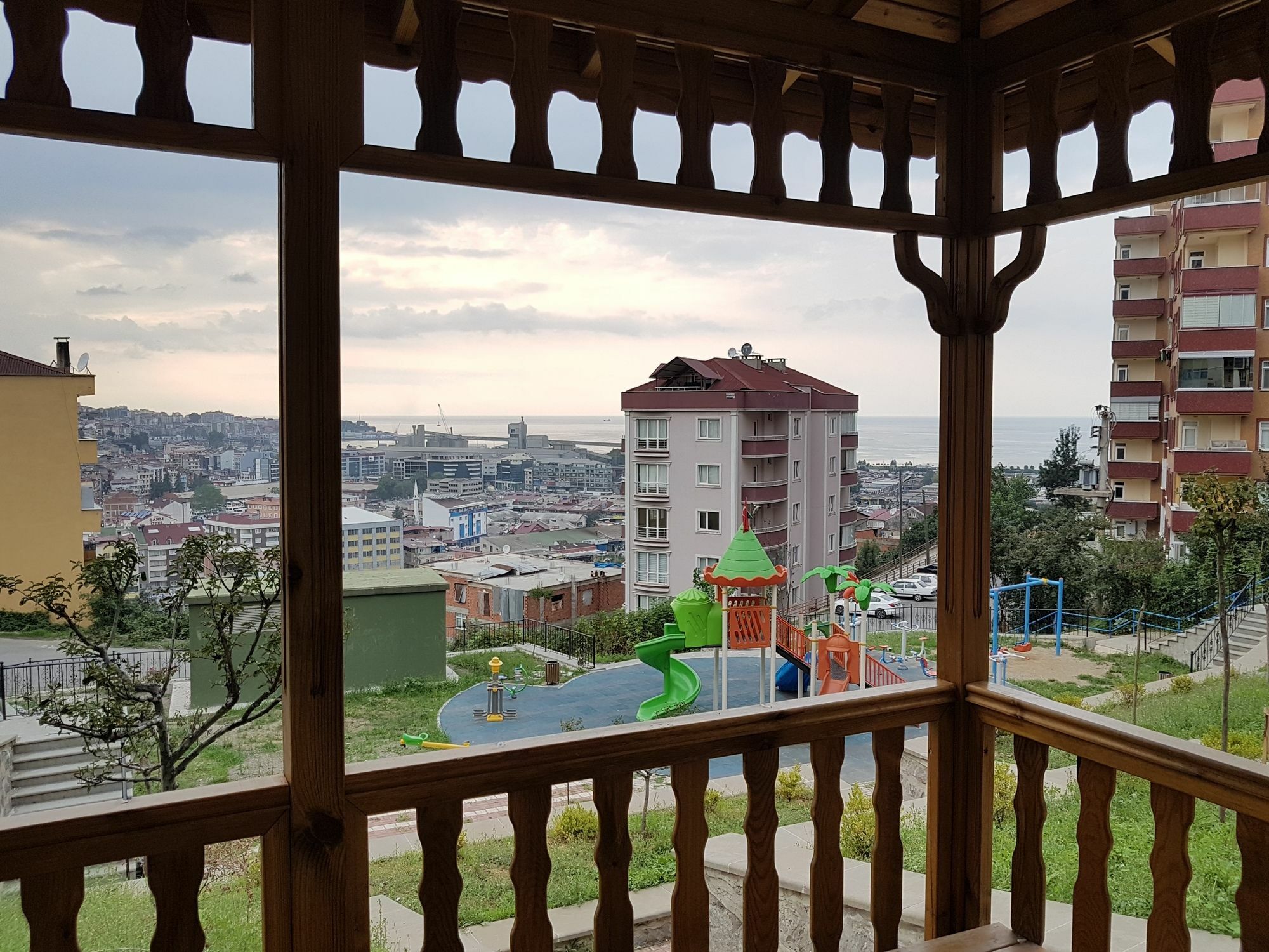 Nuralp Apart Otel - Trabzon Extérieur photo